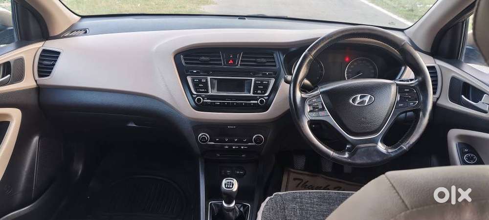Hyundai Elite I20 Sportz (o) 1.2, 2014, Petrol
