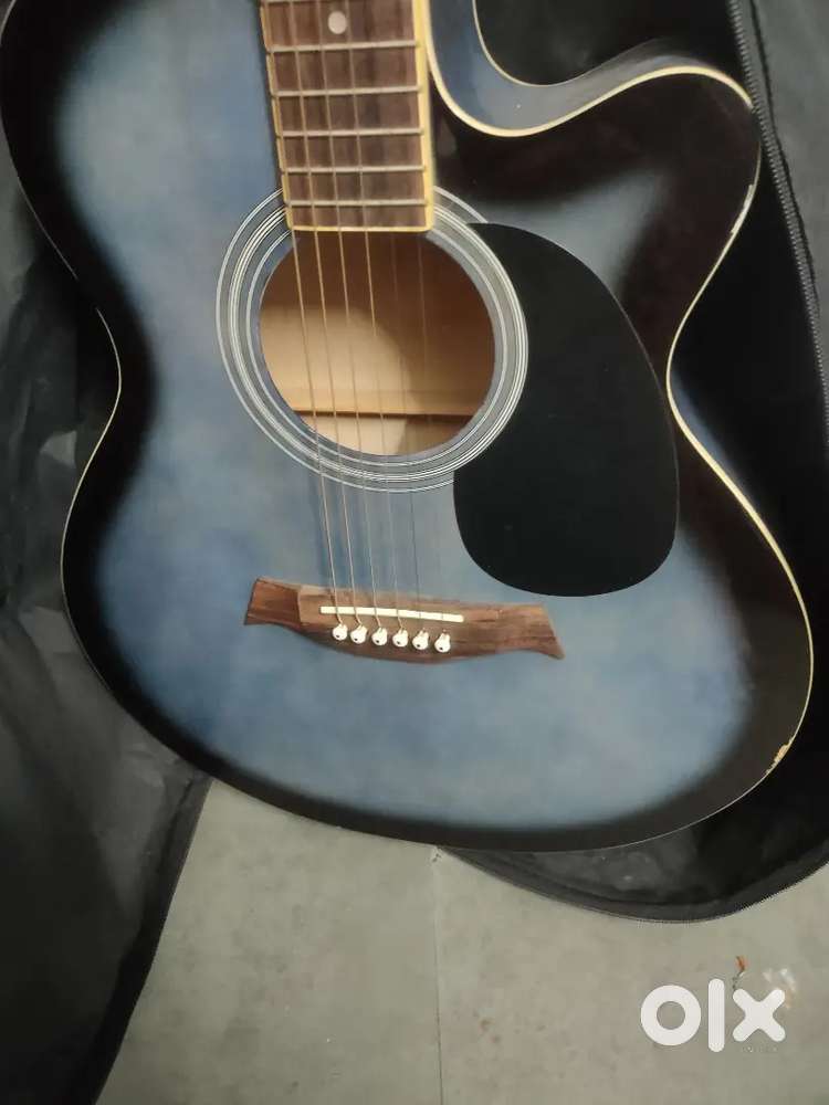 Acoustic guitar - Musical Instruments in Katwaria Sarai, Delhi - 1854562206