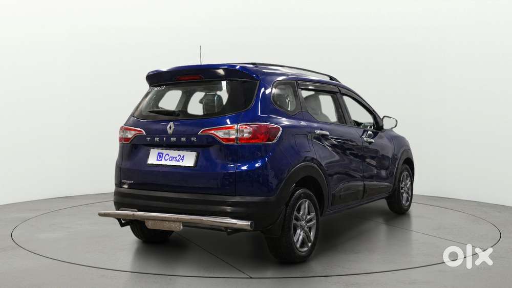 Renault Triber Rxz, 2022, Petrol