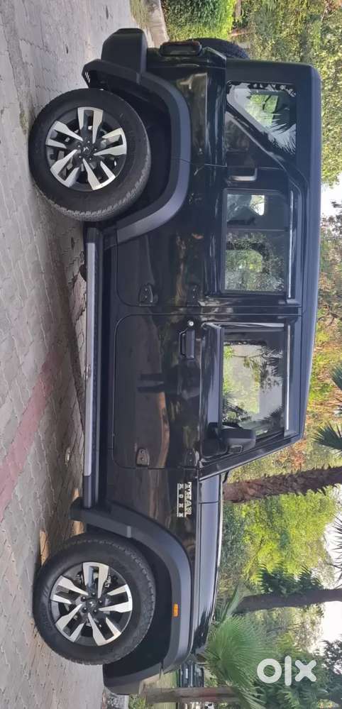 Mahindra Thar Roxx, 2025, Diesel