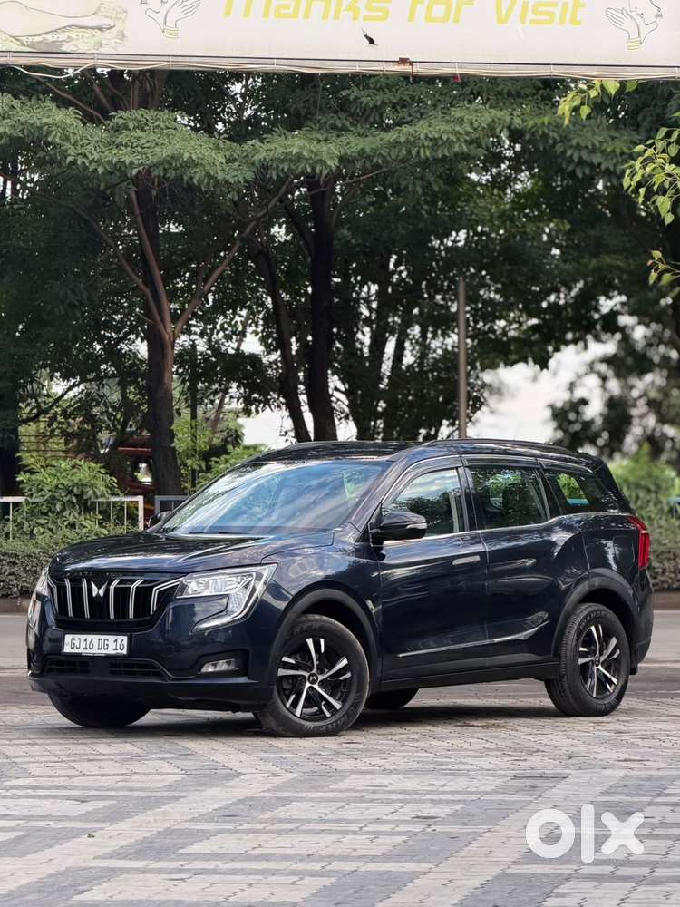 Mahindra Xuv700 2.0 Mx Petrol Mt 5 Str, 2022, Petrol