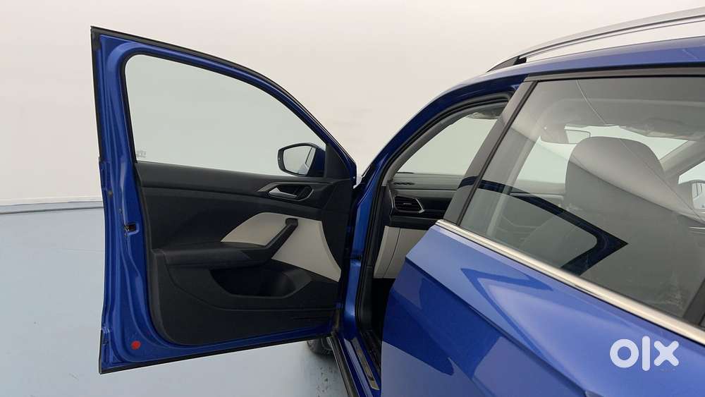 Volkswagen Taigun Topline 1.0 Tsi At (electric Seats), 2023, Petrol