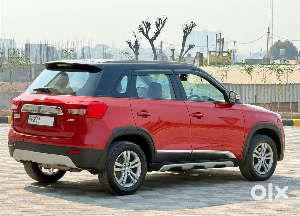 Maruti Suzuki Brezza Zdi+ Dual Tone, 2017, Diesel