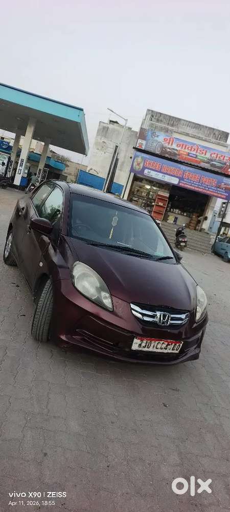 Honda Amaze 2nd Gen 2014 Diesel 83000 Km Driven