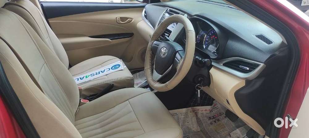 Toyota Yaris J Cvt, 2019, Petrol