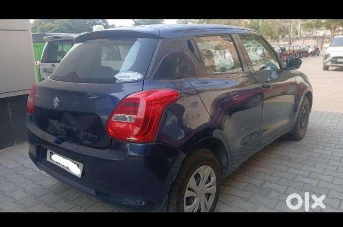 Maruti Suzuki Swift Vxi + Manual, 2018, Petrol