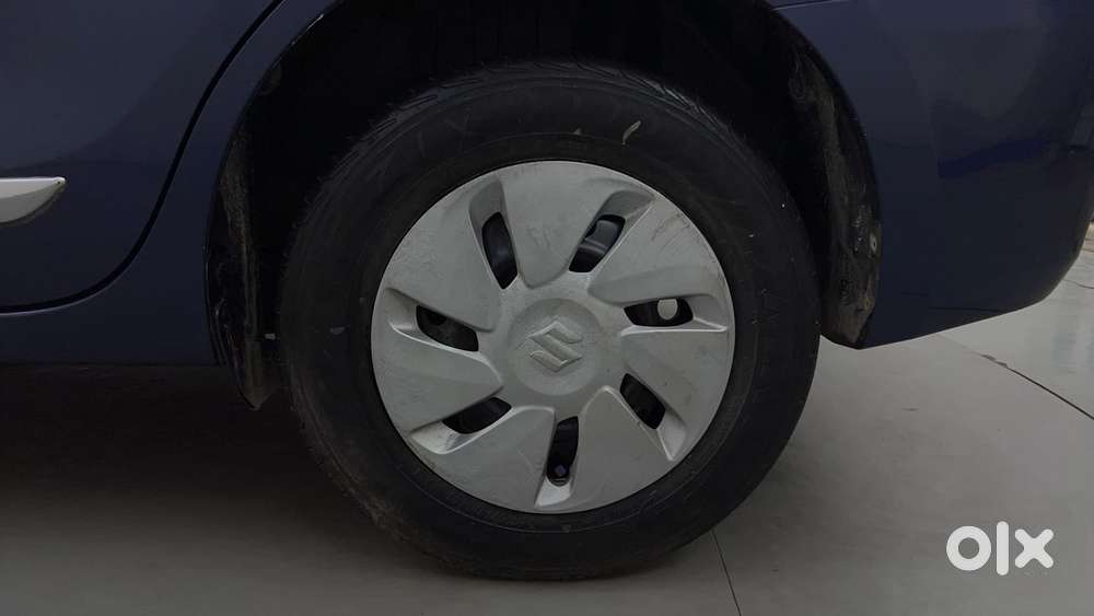 Maruti Suzuki Dzire 1.2 Vxi Amt, 2017, Petrol