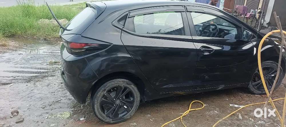 Tata Altroz Xta Dark 2022 Edition