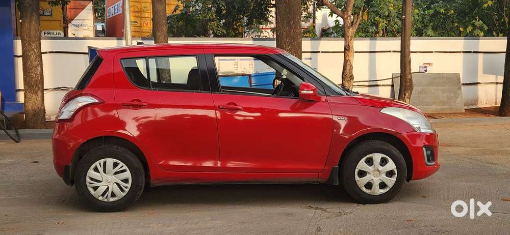 Maruti Suzuki Swift VXI, 2015, Petrol
