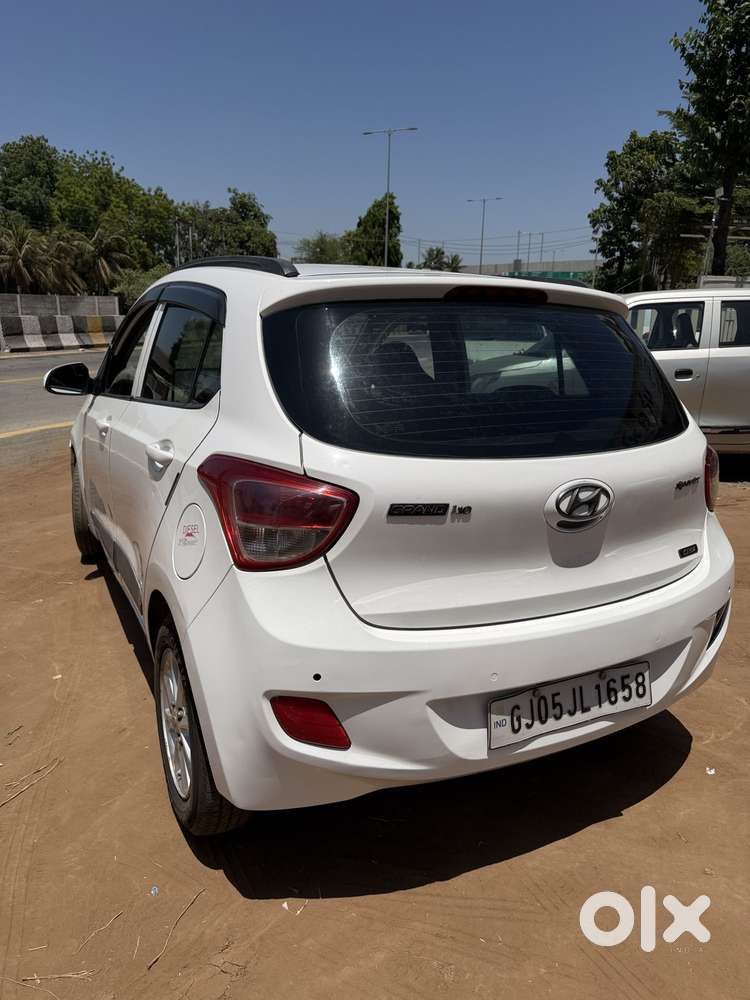 Hyundai Grand I10 2013-2016 Crdi Sportz, 2015, Diesel