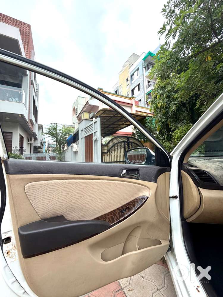 Hyundai Verna 2011 Petrol Single Owner, Excellent Condition, 0 Claim