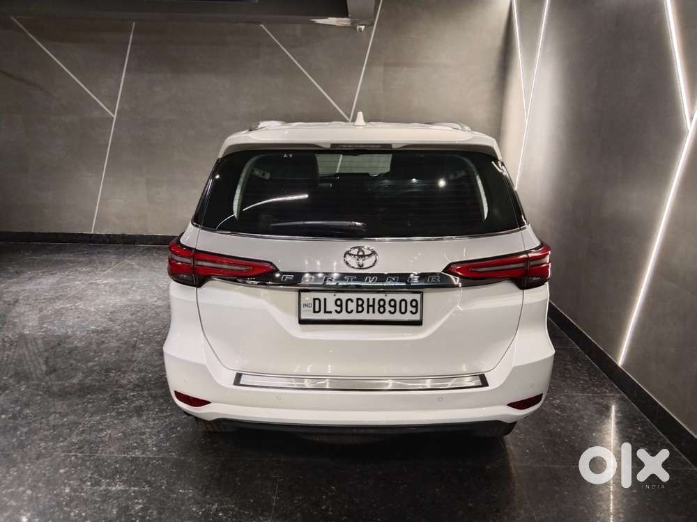 Toyota Fortuner 4x2 At 2.7 Petrol, 2025, Petrol