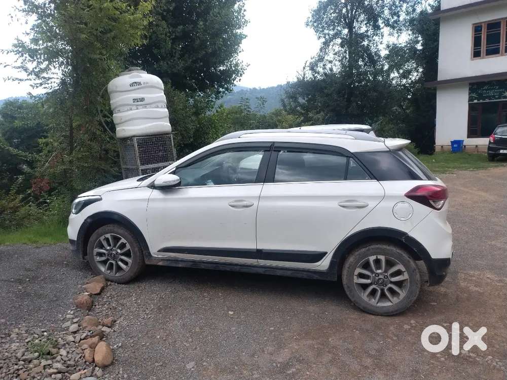Hyundai I20 Active 2015 Petrol Well Maintained