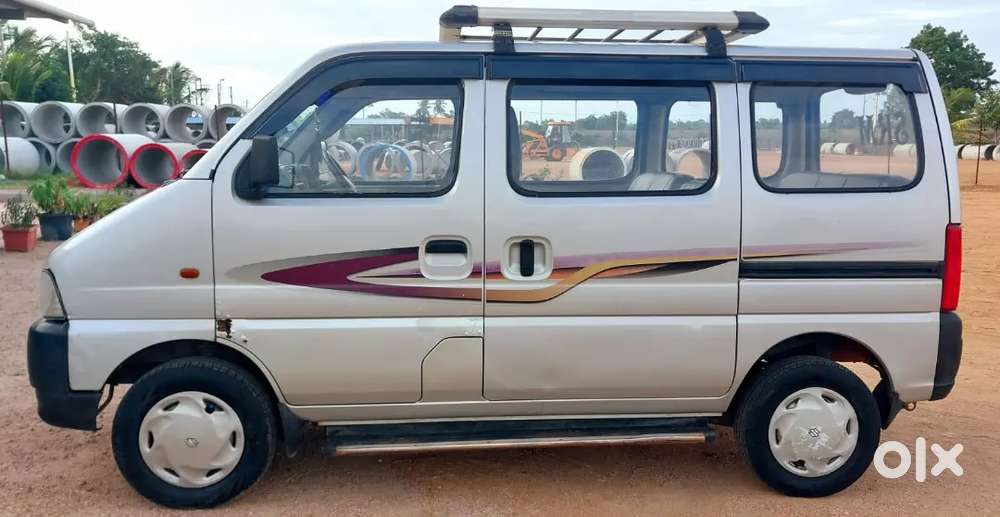 Maruti Suzuki Eeco 2011