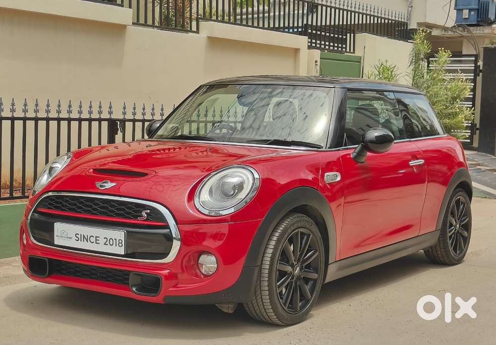 Mini Cooper 3 Door John Works, 2017, Petrol