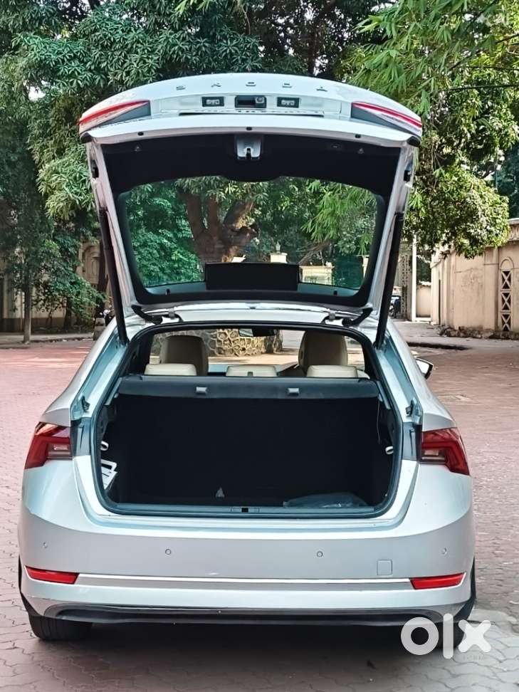 Skoda Octavia 2.0 L K Tsi At, 2022, Petrol