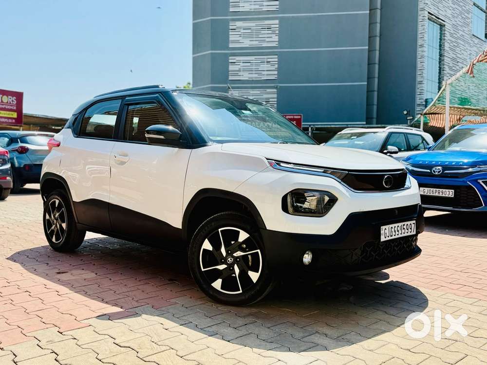 Tata Punch Creative Dual Tone Amt Sunroof, 2025, Petrol