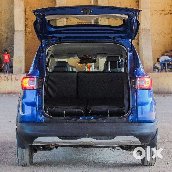 Renault Triber Rxt, 2022, Petrol