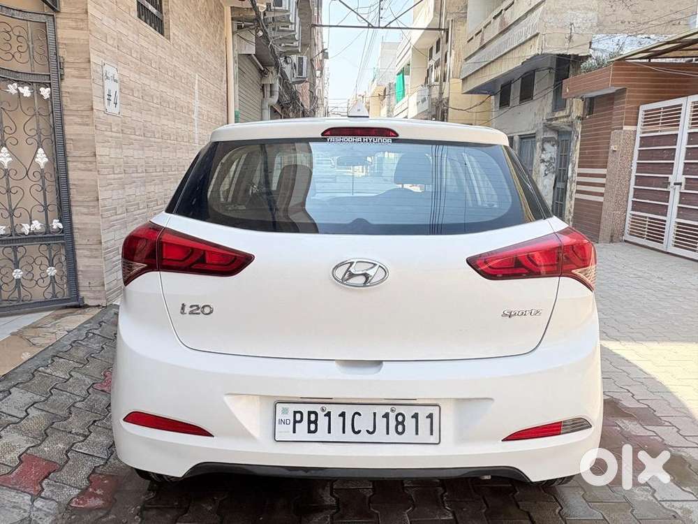 Hyundai 2017 Petrol Manual Year