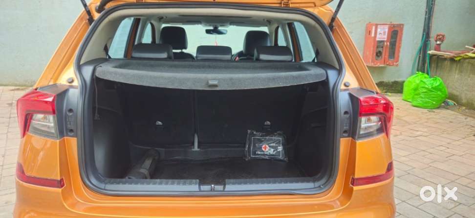 Skoda Kushaq 1.0 Tsi Style At, 2021, Petrol