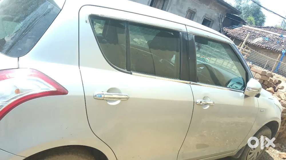 Maruti Suzuki Swift 2015 Petrol 85865 Km Driven