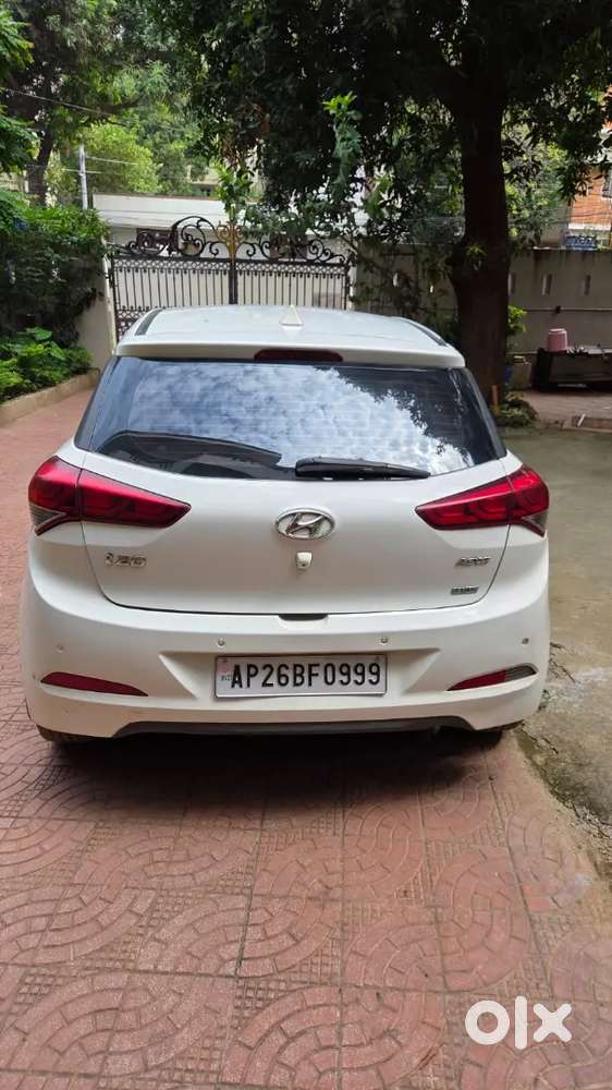 Hyundai I20 Asta 2015 Non Accidental. Perfect Condition