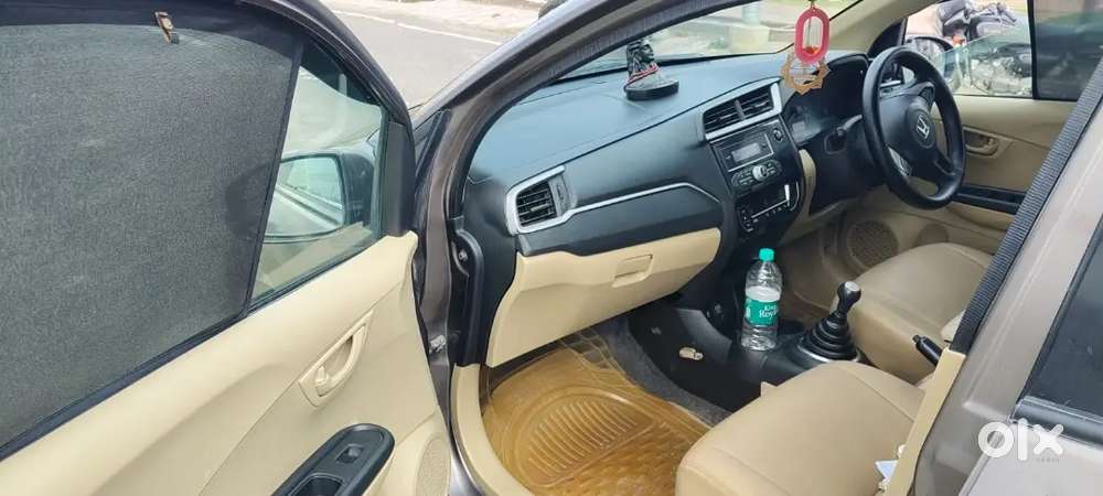 Honda Amaze 2017 Variant - Selling Because I Brought Suv