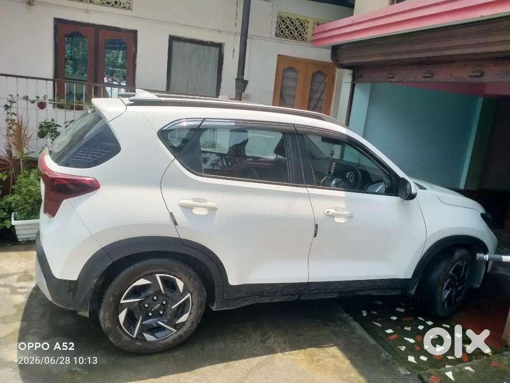 Kia Sonet 2025 Petrol Well Maintained