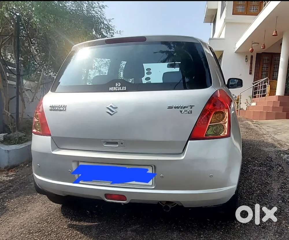 Maruti Swift 1.3 Vxi /abs/ Silky Silver