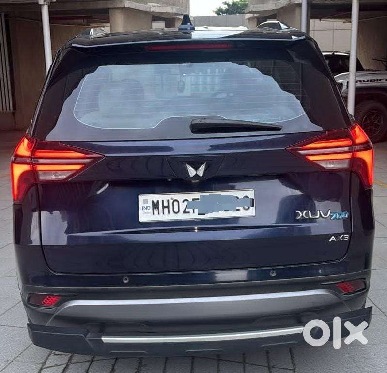 Mahindra Xuv700 2.0 Ax 5 Petrol At Str, 2023, Petrol