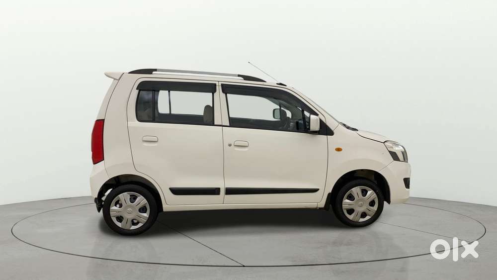 Maruti Suzuki Wagon R Vxi Amt, 2017, Petrol