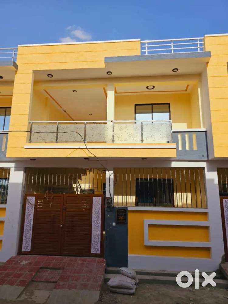 3 bhk west facing house built on plot area 1000 sqft