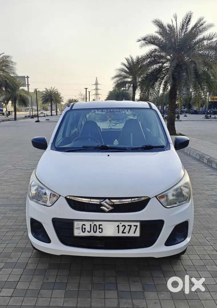 Low Running 39,500 Km  85% Tyre  100% Battery  Well Maintained