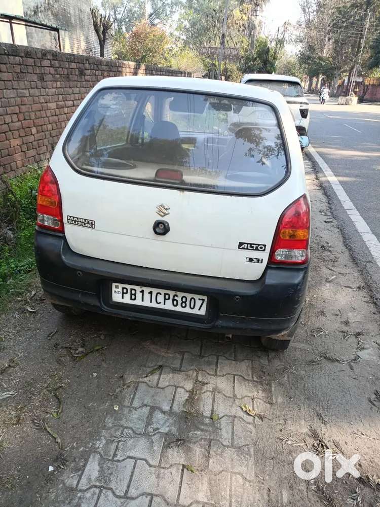 Alto 800 White Colour