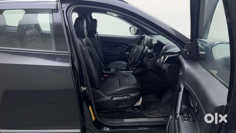 Tata Safari 2.0 Xza Plus 6 S Dark Edition, 2022, Diesel