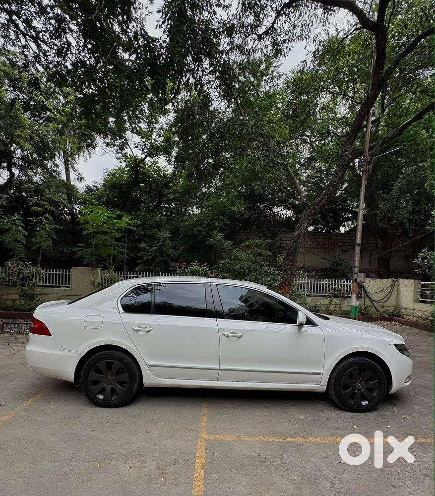 Skoda Superb Elegance 2.0 Tdi Cr At, 2010, Diesel