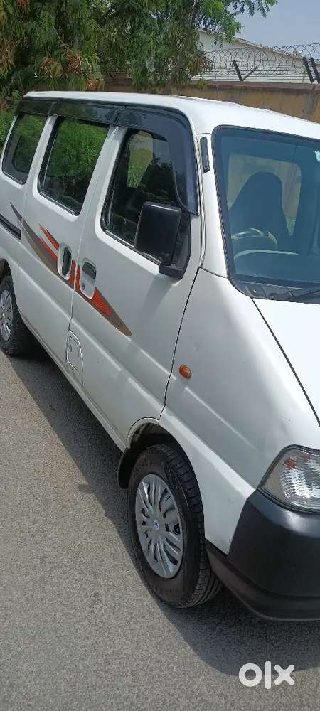 Maruti Suzuki Eeco 2017