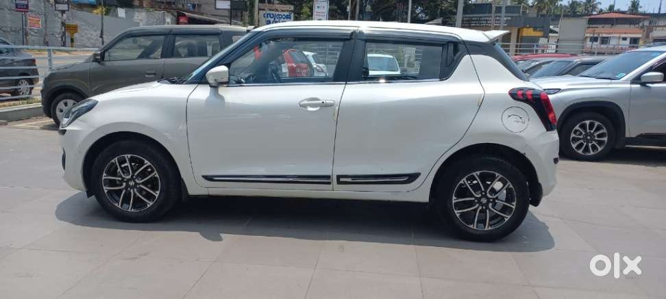 Maruti Suzuki Swift Amt Zxi, 2020, Petrol