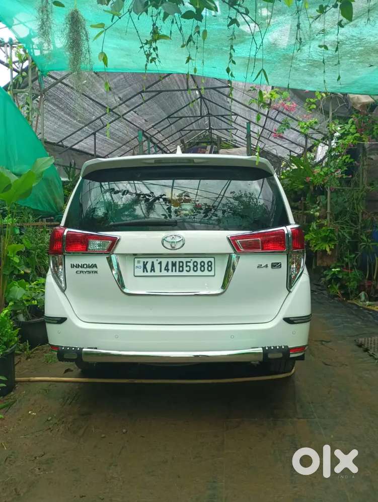 Toyota Innova Crysta 2.4 Z 2024  Only 11,421 Km Top Model Like New