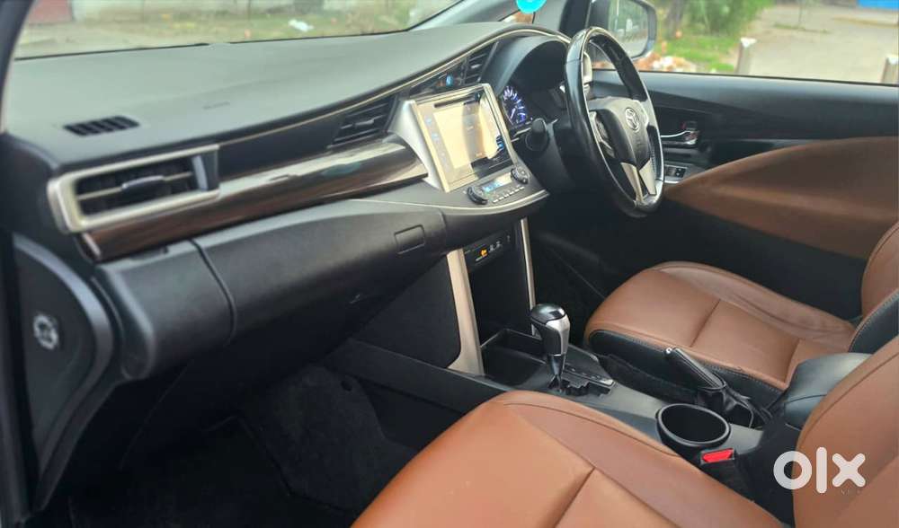 Toyota Innova Crysta [ ] 2.4 Zx At 7 Str, 2019, Petrol