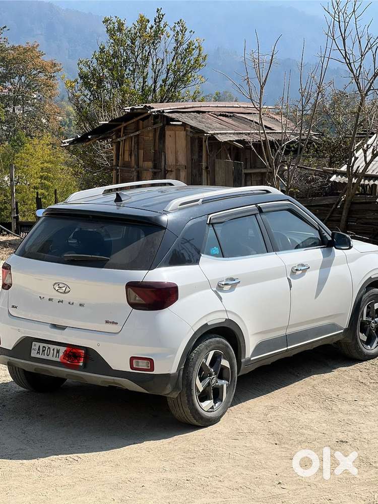 Hyundai Venue Petrol 2019
