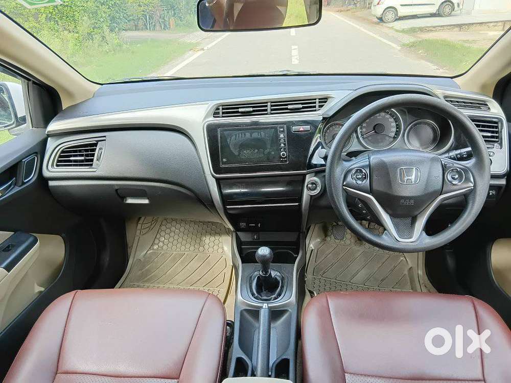 Honda City I-vtec V, 2017, Petrol