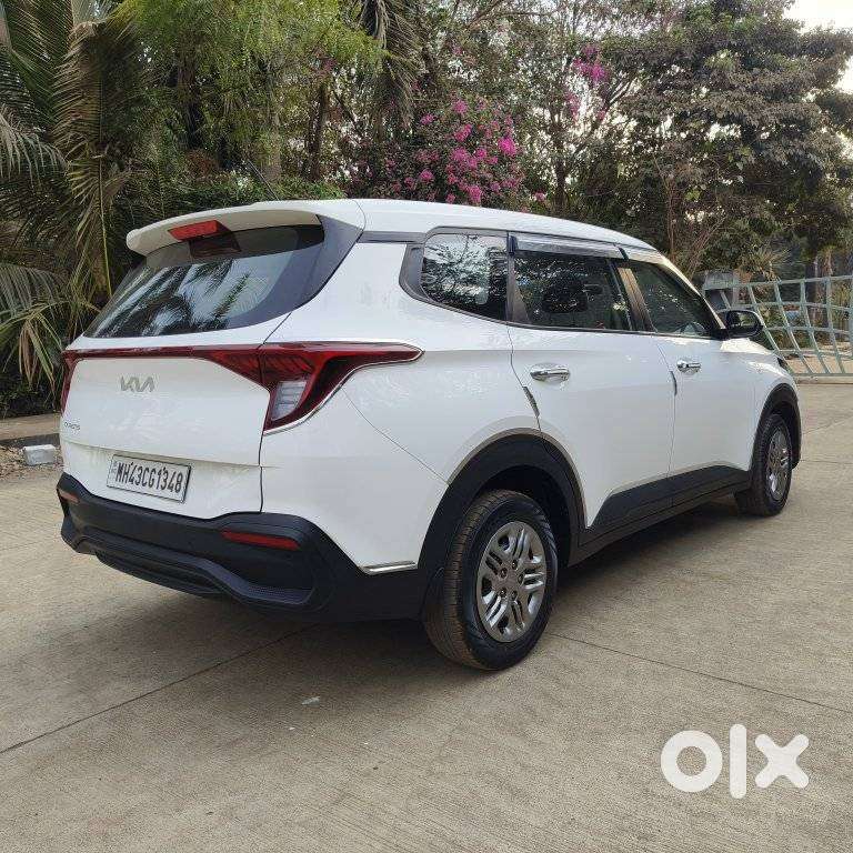 Kia Carens G 1.5 6mt Premium (o) 7-seater, 2023, Petrol