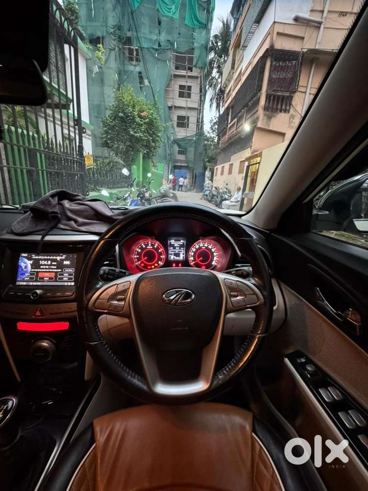 Mahindra Xuv300 2019 Petrol Well Maintained