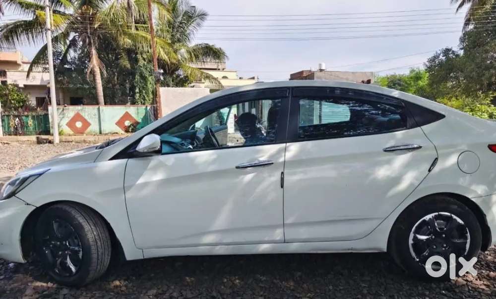 Hyundai Verna Crdi Sx 1.6