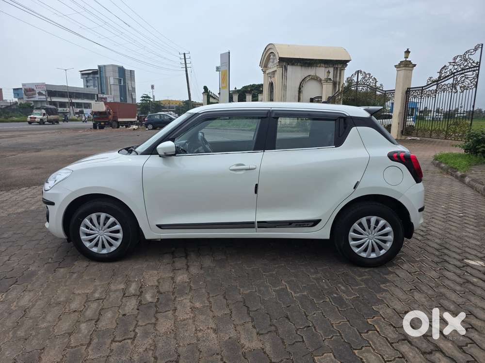 Maruti Suzuki Swift Vxi Optional, 2021, Petrol