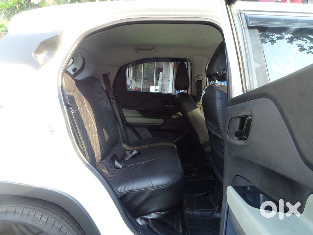 Tata Punch Adventure Amt, 2022, Petrol