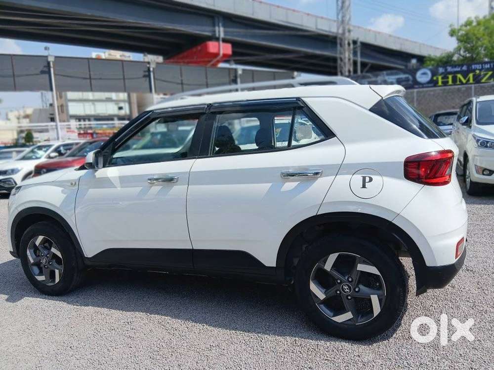 Hyundai Venue 1.0 S Turbo Imt, 2021, Petrol