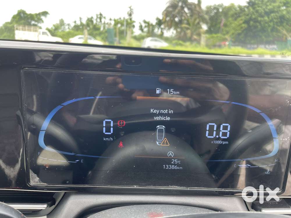 Hyundai Verna 1.5 Mpi Mt Sx (o), 2023, Petrol