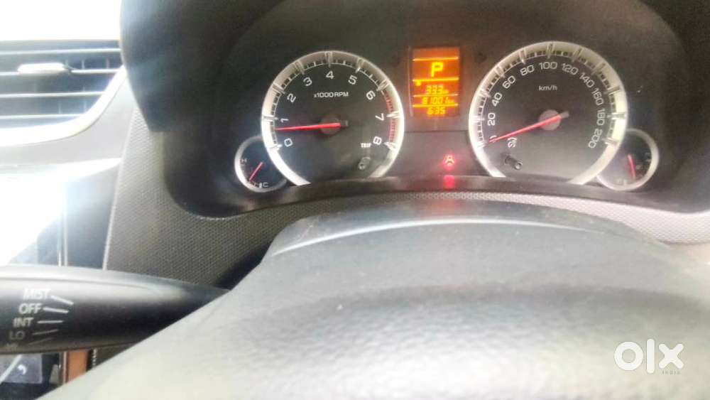Maruti Suzuki Swift Dzire Vxi At, 2013, Petrol